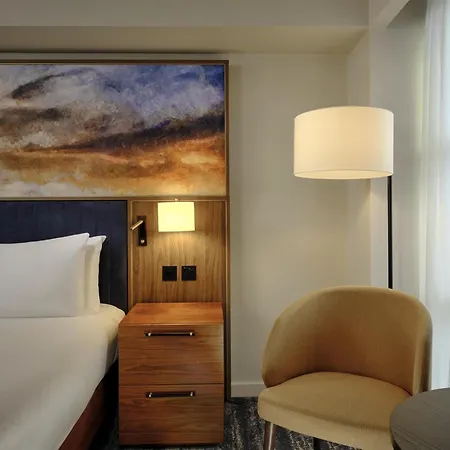 Doubletree By Hilton Lincoln-2